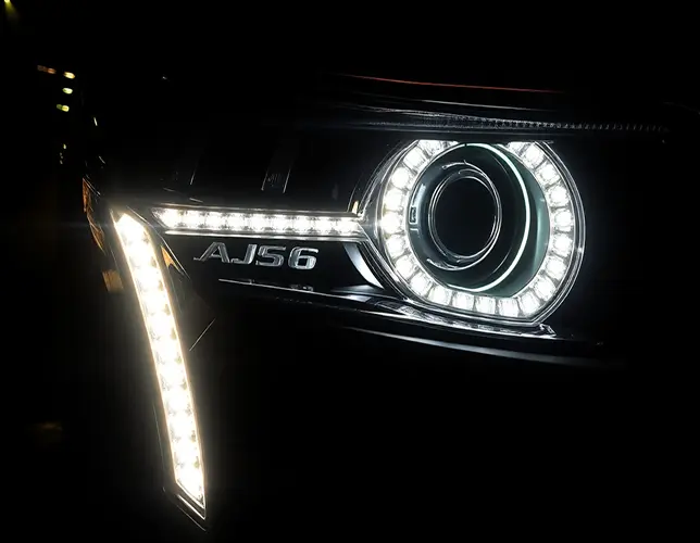 JAC JS6 engine bay turbocharged 1.5T motor close-up technical photography professional lighting