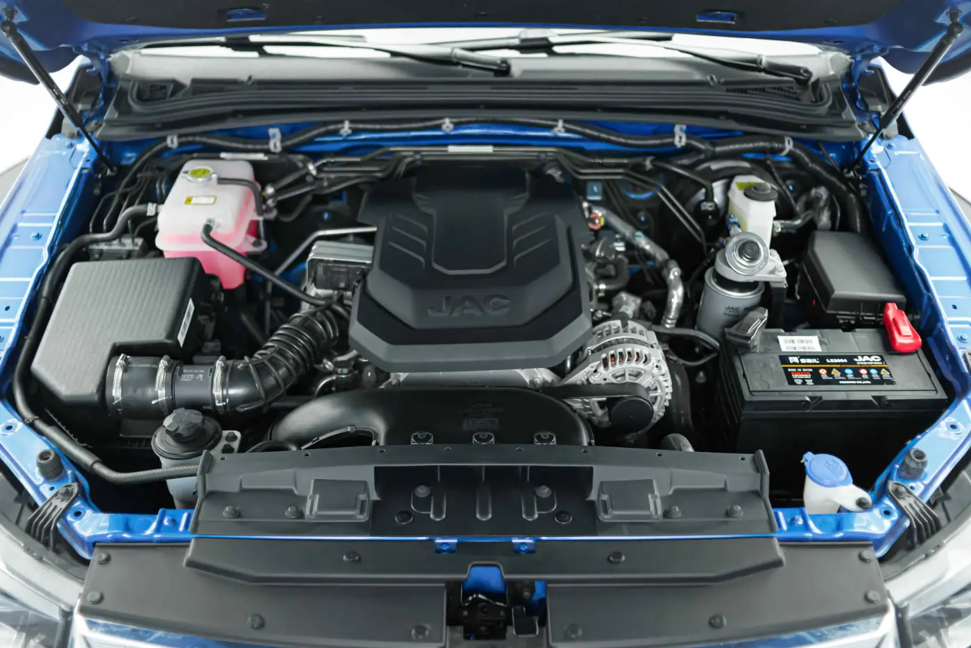 JAC JS6 engine bay turbocharged 1.5T motor close-up technical photography professional lighting