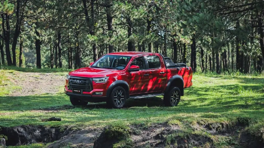 modern JAC crossover SUV